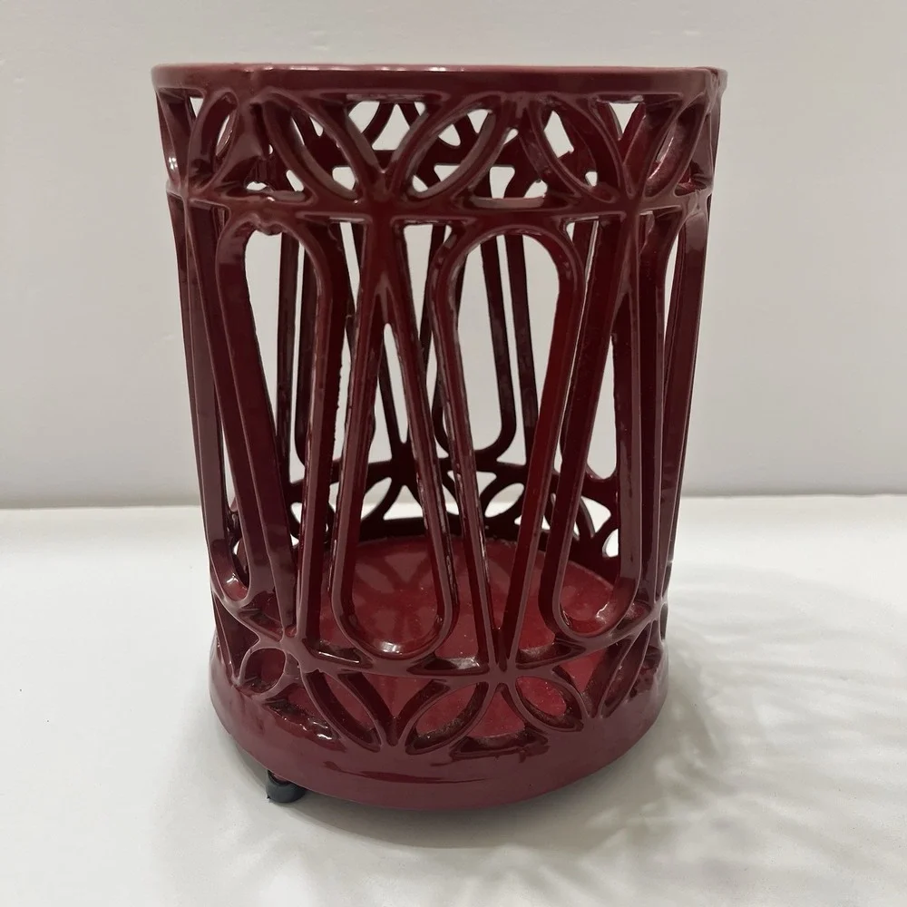 Red Enamel Cast Iron Kitchen Utensil Holder Scroll Work Footed Glossy 7.75x6